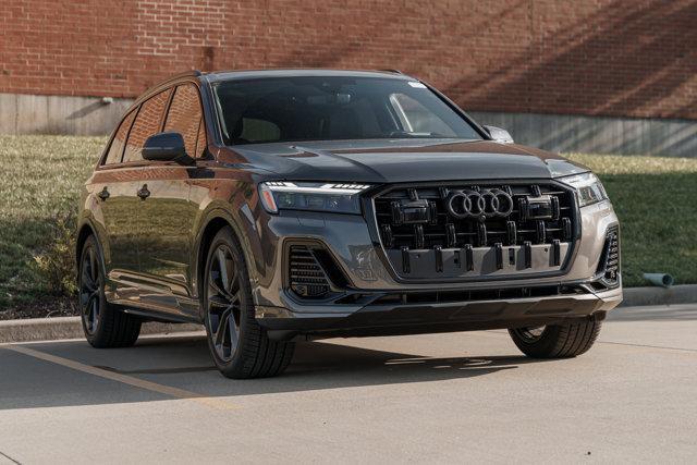 new 2025 Audi Q7 car, priced at $83,840