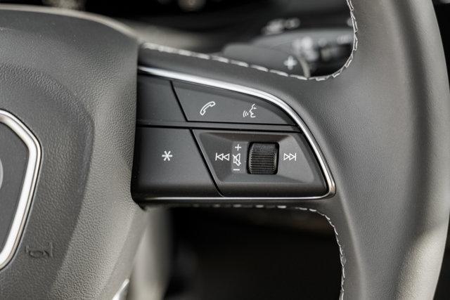new 2025 Audi Q7 car, priced at $80,486