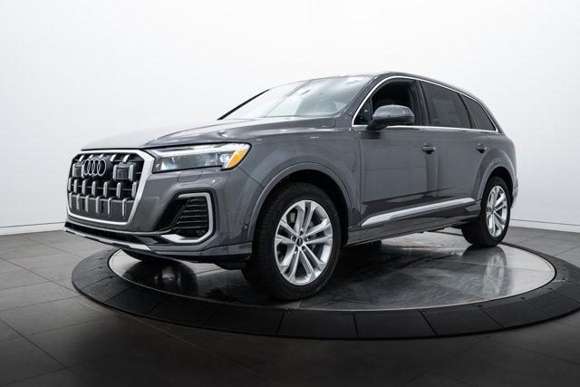 new 2025 Audi Q7 car, priced at $70,445