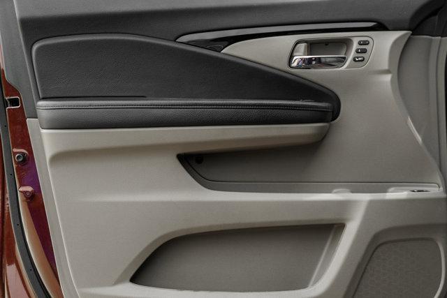 used 2022 Honda Pilot car, priced at $36,888