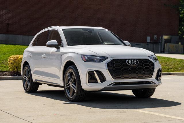 new 2024 Audi Q5 car, priced at $65,275