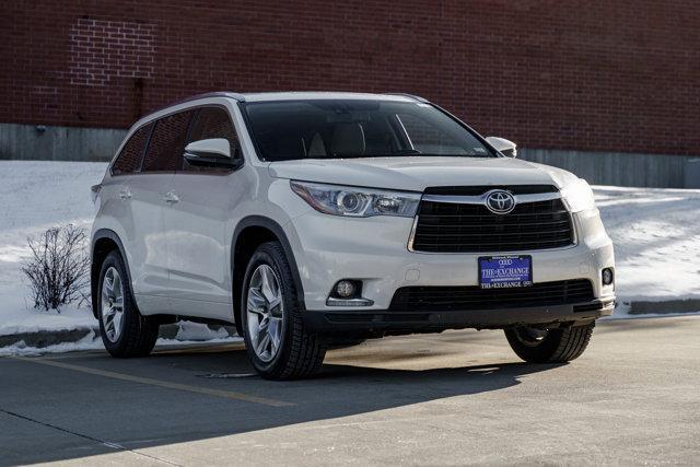 used 2014 Toyota Highlander car, priced at $17,888