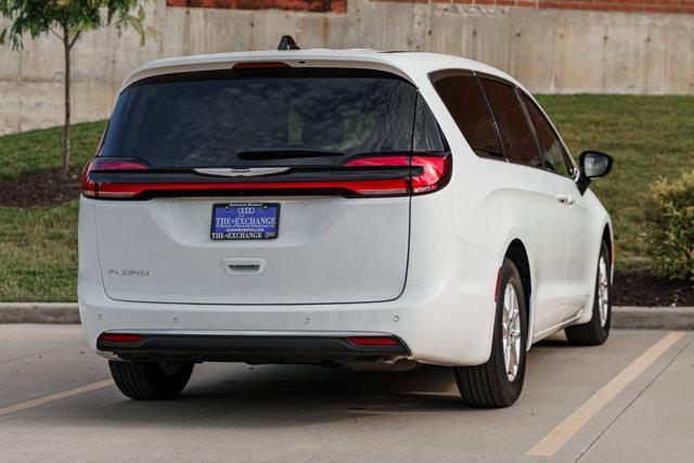 used 2025 Chrysler Pacifica car, priced at $36,777