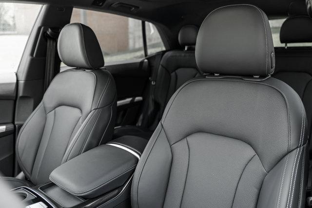 new 2025 Audi Q8 car, priced at $85,593