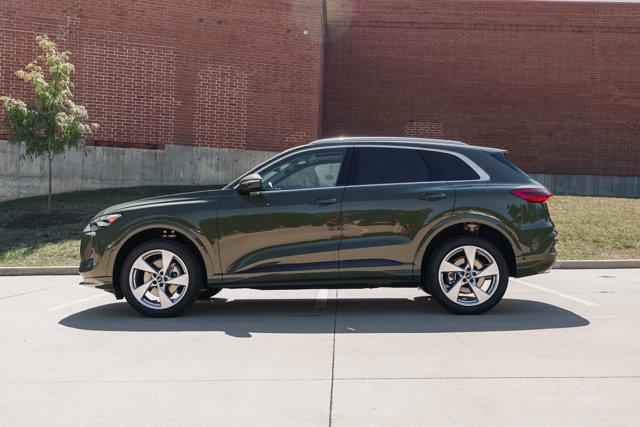 new 2025 Audi Q5 car, priced at $58,235
