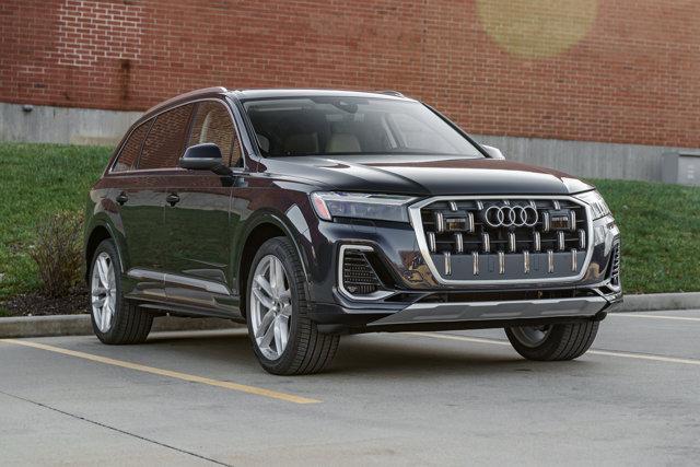 new 2025 Audi Q7 car, priced at $76,650