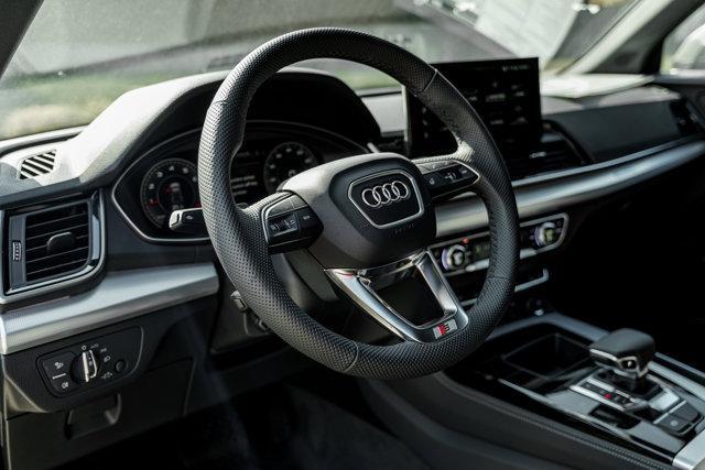 new 2025 Audi Q5 car, priced at $59,250