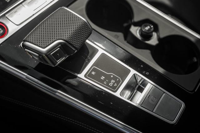 new 2025 Audi S7 car, priced at $102,600