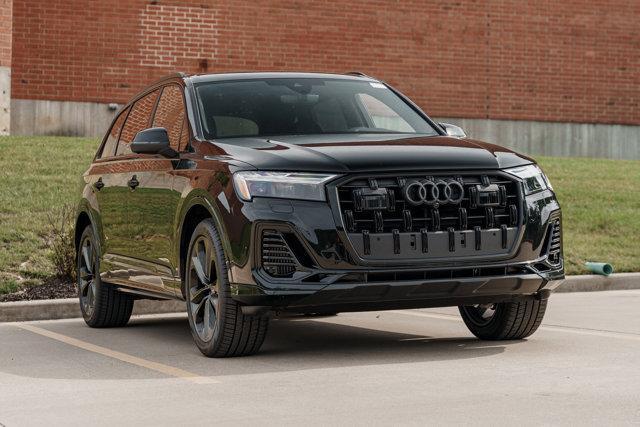 new 2025 Audi Q7 car, priced at $77,750