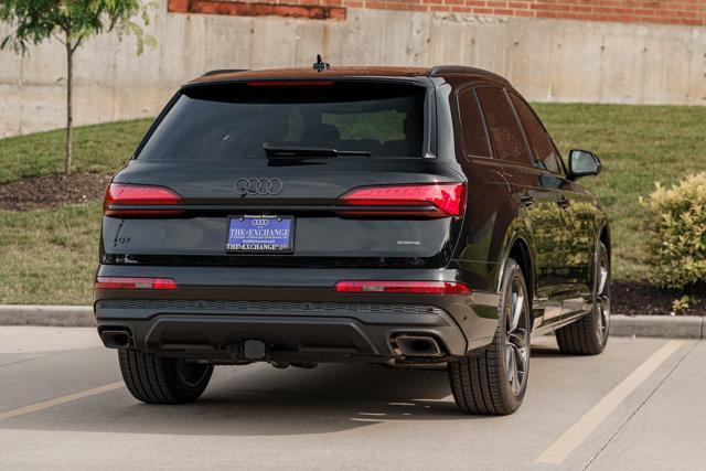 new 2025 Audi Q7 car, priced at $77,750