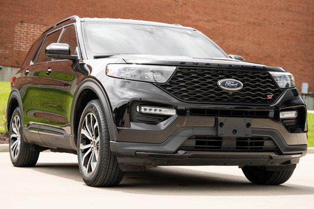 used 2023 Ford Explorer car, priced at $52,708