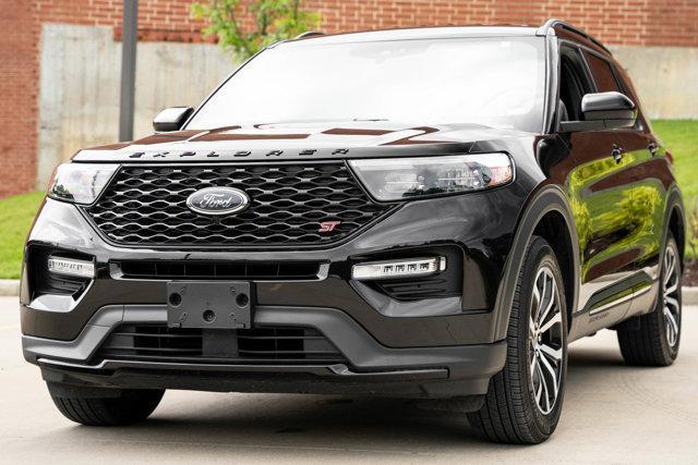 used 2023 Ford Explorer car, priced at $52,708