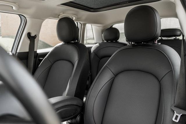 used 2019 MINI Hardtop car, priced at $18,993