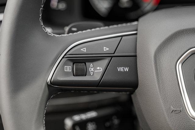 new 2025 Audi Q7 car, priced at $65,750