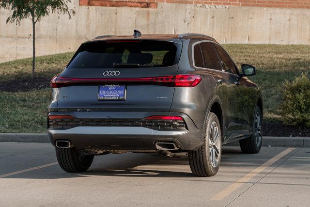 new 2025 Audi Q5 car, priced at $55,313