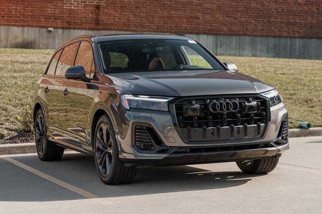 new 2025 Audi Q7 car, priced at $73,663