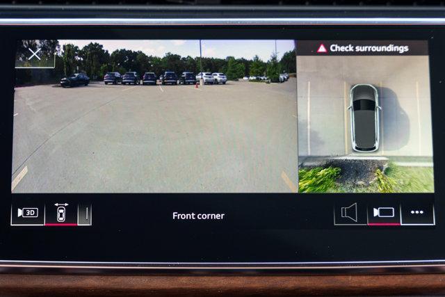 new 2025 Audi Q7 car, priced at $73,663