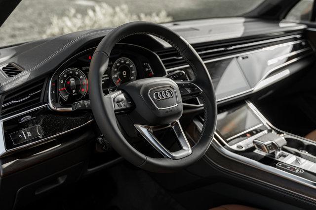 new 2025 Audi Q7 car, priced at $73,663