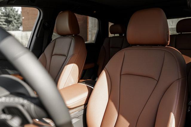 new 2025 Audi Q7 car, priced at $73,663