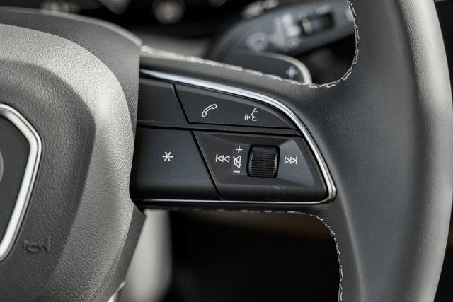 new 2025 Audi Q7 car, priced at $73,663