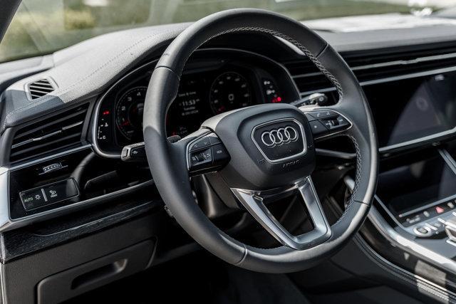 new 2025 Audi Q7 car, priced at $81,855