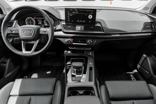 new 2025 Audi Q5 car, priced at $64,196
