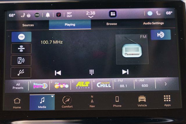 used 2023 Jeep Grand Cherokee car, priced at $34,975