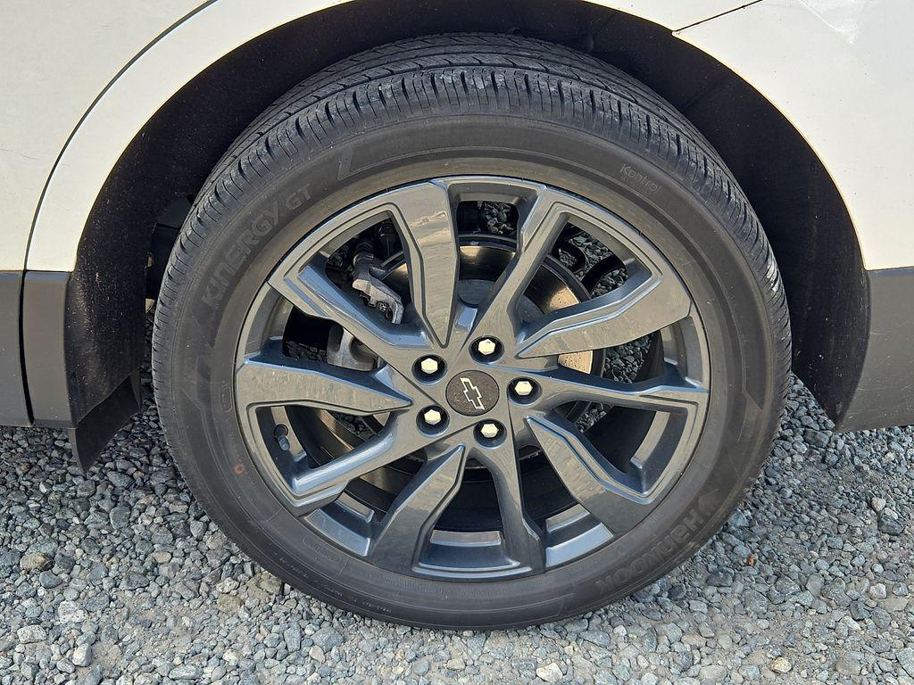used 2022 Chevrolet Equinox car, priced at $23,000