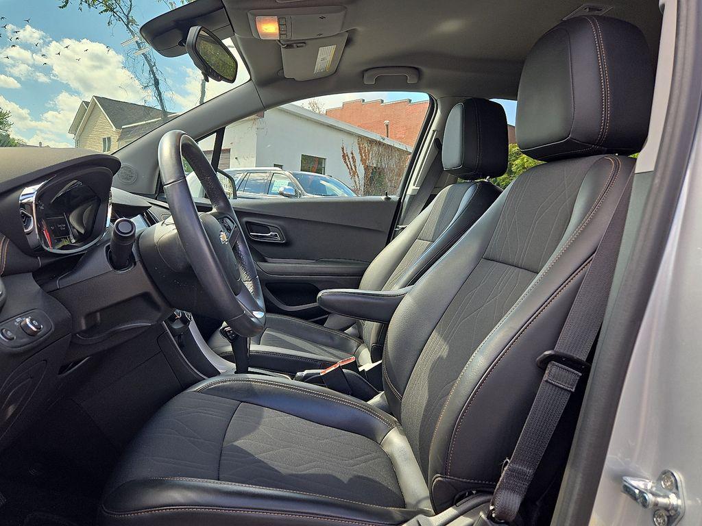 used 2022 Chevrolet Trax car, priced at $17,500