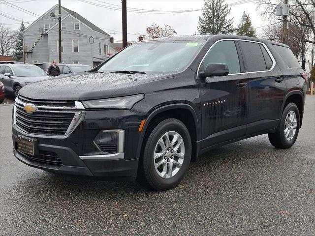 used 2023 Chevrolet Traverse car, priced at $30,000