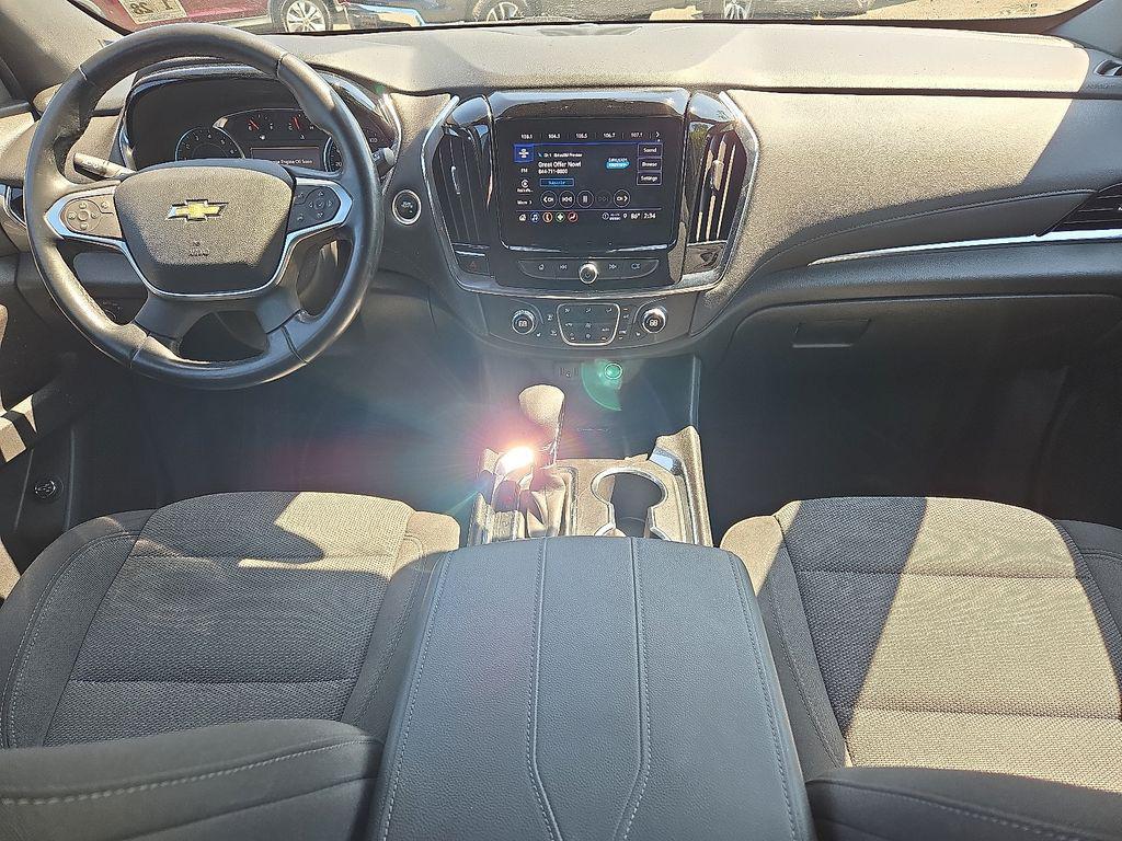 used 2023 Chevrolet Traverse car, priced at $29,000