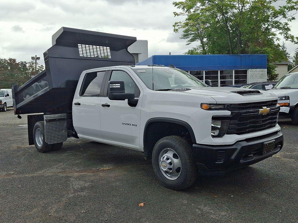 new 2025 Chevrolet Silverado 3500 car, priced at $63,092