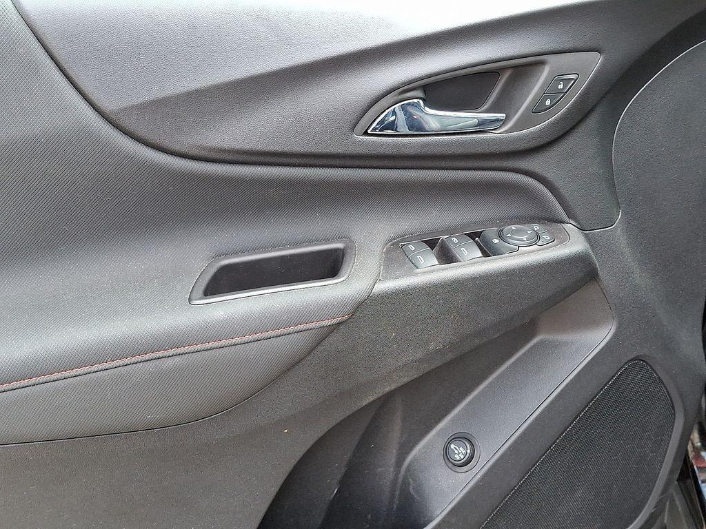 used 2022 Chevrolet Equinox car, priced at $23,000
