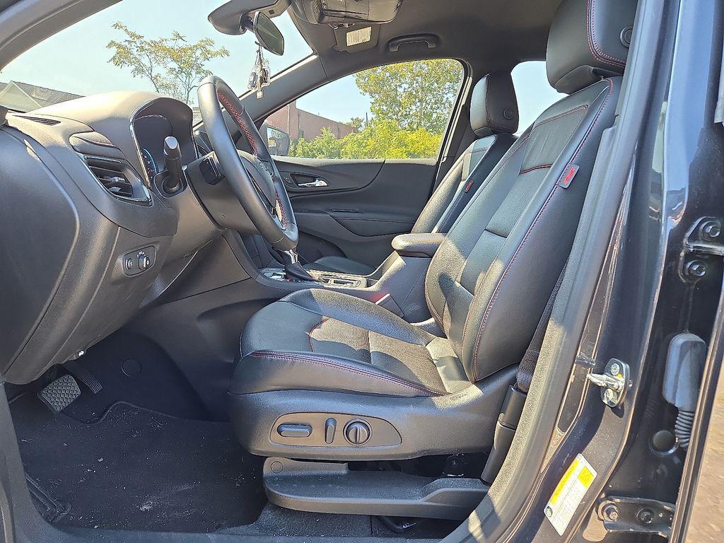 used 2023 Chevrolet Equinox car, priced at $23,500
