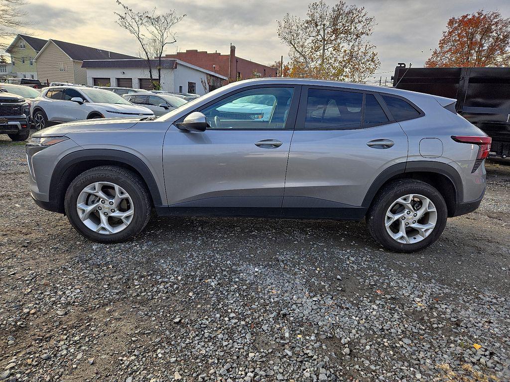 used 2024 Chevrolet Trax car, priced at $17,000