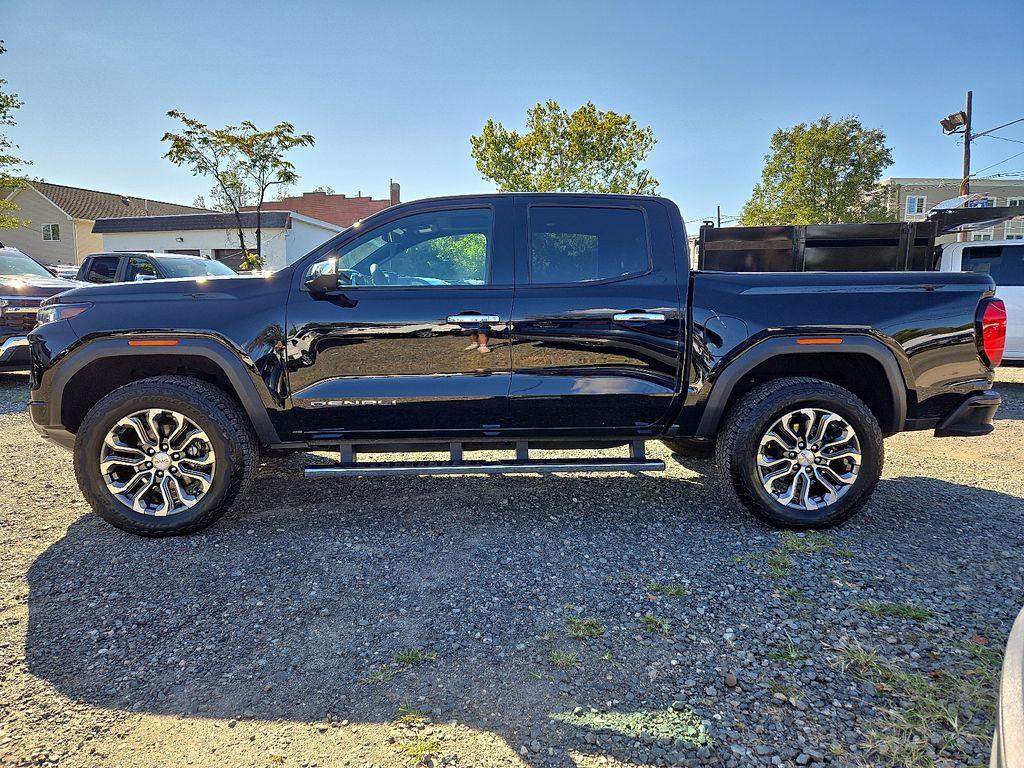 used 2023 GMC Canyon car, priced at $41,000