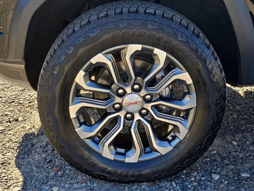 used 2023 GMC Canyon car, priced at $41,000