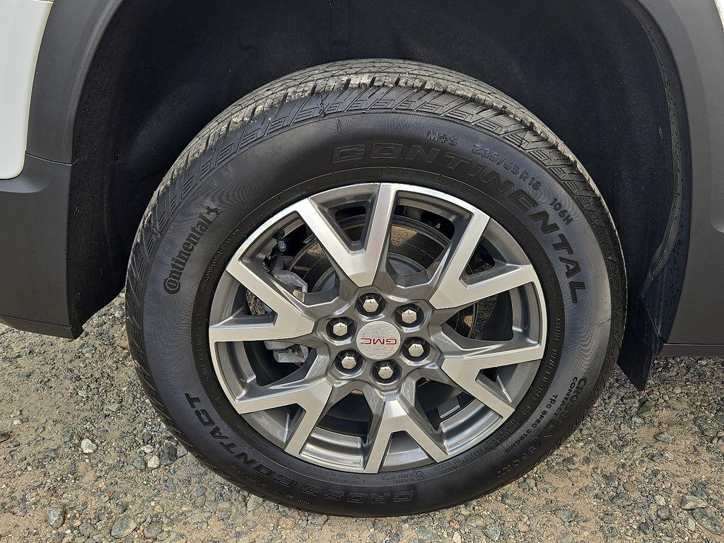 used 2022 GMC Acadia car, priced at $26,000