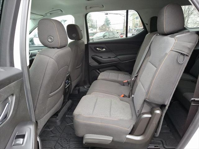 used 2021 Chevrolet Traverse car, priced at $24,000