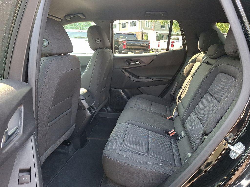 used 2025 Chevrolet Equinox car, priced at $29,500
