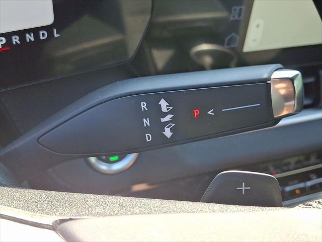used 2025 Chevrolet Equinox car