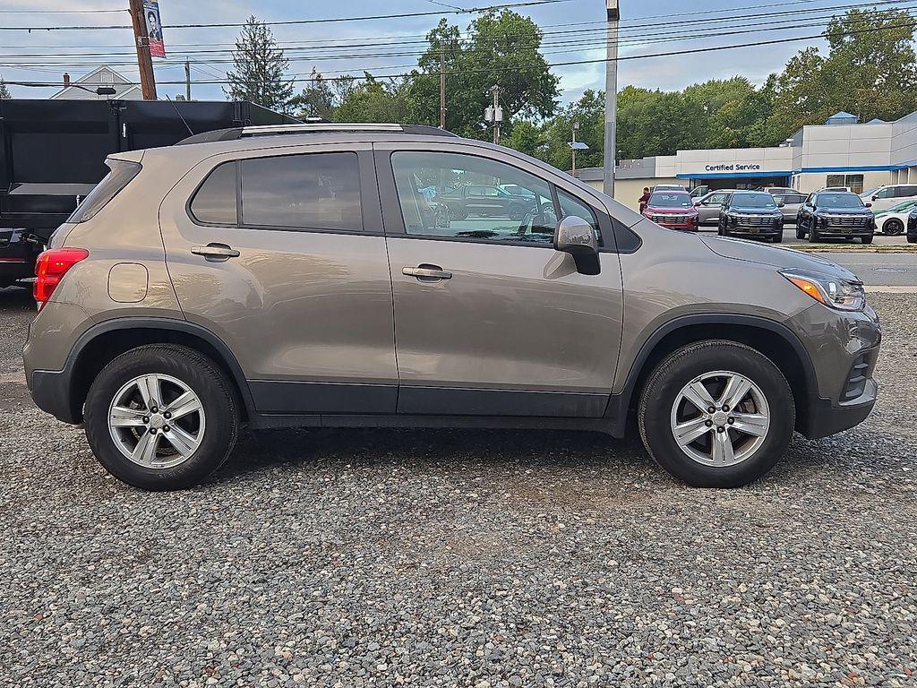 used 2022 Chevrolet Trax car, priced at $19,000