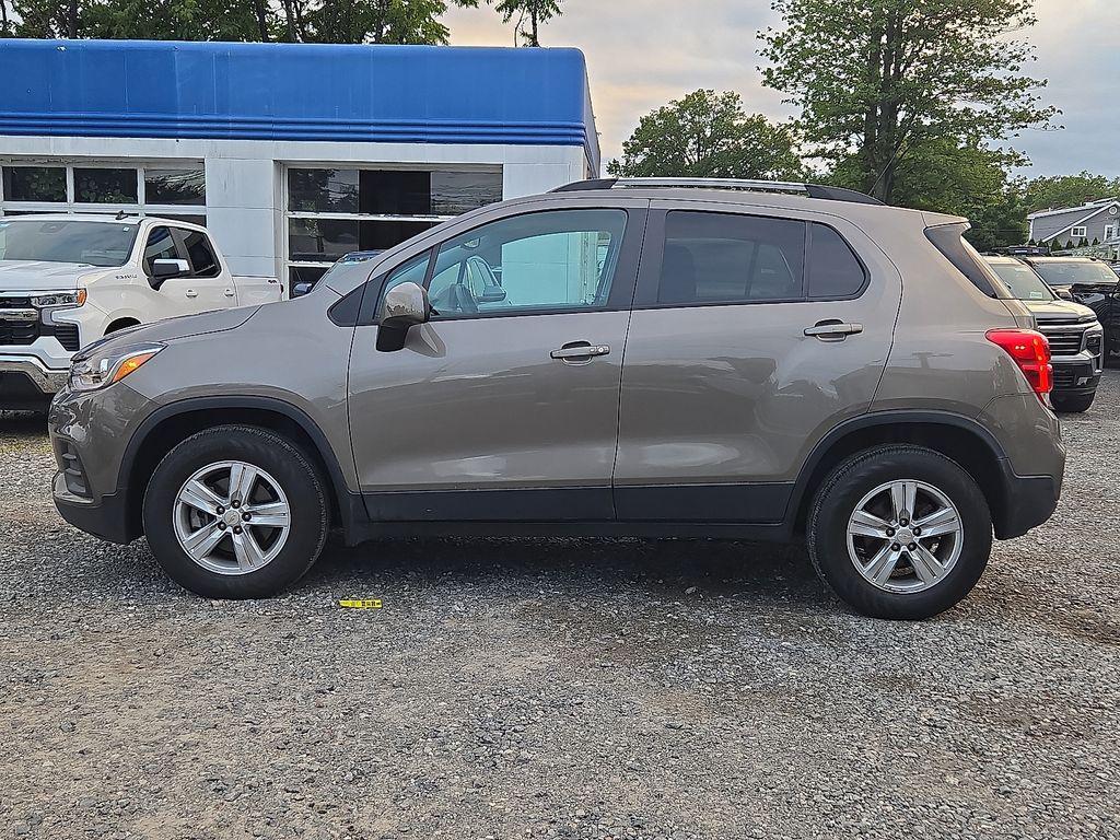used 2022 Chevrolet Trax car, priced at $19,000