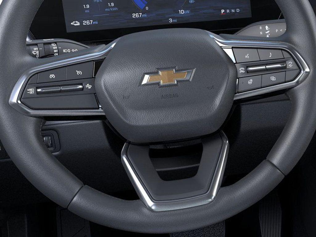new 2025 Chevrolet Equinox EV car, priced at $39,340