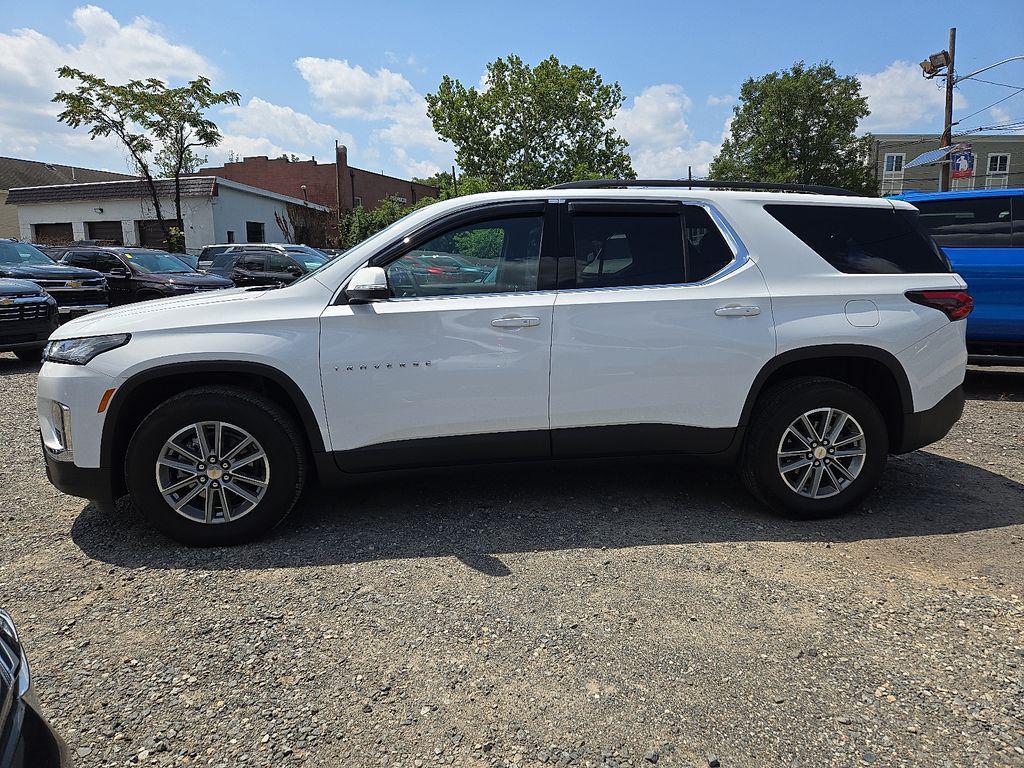 used 2023 Chevrolet Traverse car, priced at $33,000
