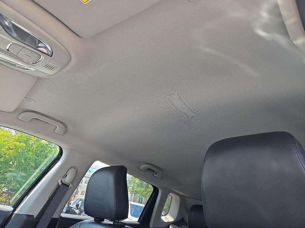used 2022 Jeep Compass car, priced at $21,000