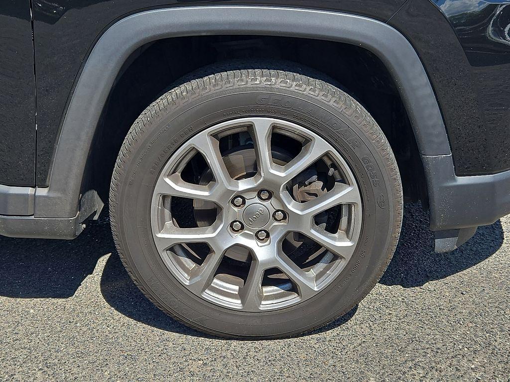 used 2022 Jeep Compass car, priced at $21,000