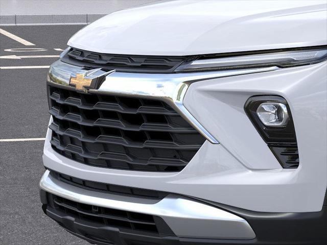 new 2025 Chevrolet TrailBlazer car, priced at $30,180