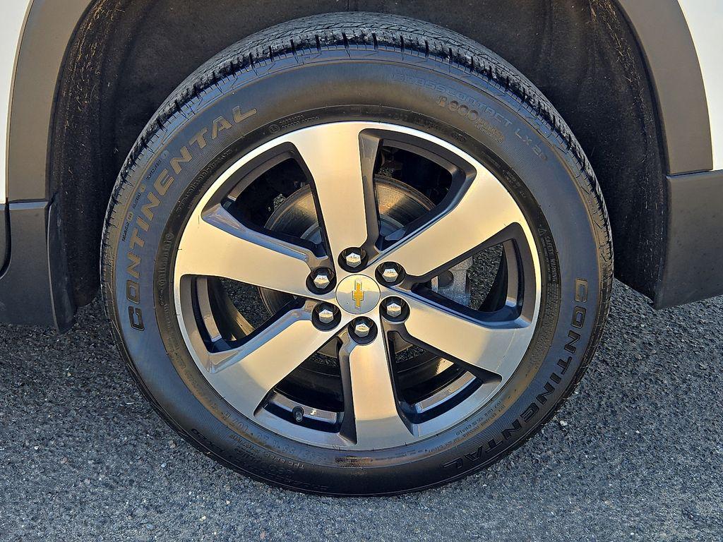 used 2020 Chevrolet Traverse car, priced at $18,500