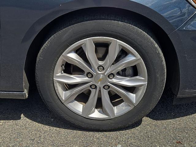 used 2020 Chevrolet Malibu car, priced at $15,500